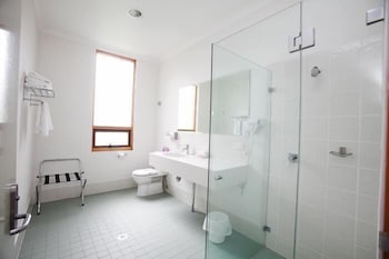 Hunter Valley Hotel Academy - Kalgoorlie Accommodation 2