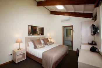 Hunter Valley Hotel Academy - Kalgoorlie Accommodation 3