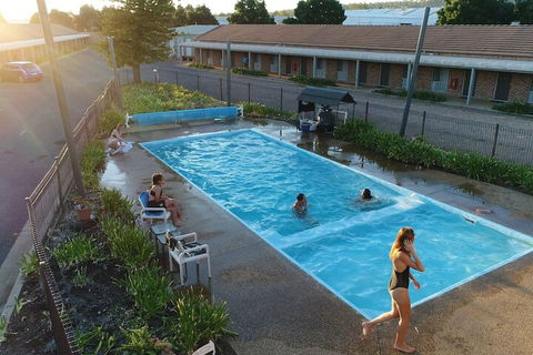 Exies Bagtown - Kalgoorlie Accommodation 1