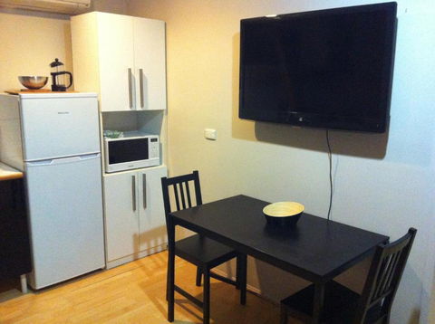 Redland BayBreeze - Kalgoorlie Accommodation 5