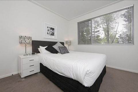 Accommodate Canberra - Glebe Park - Kalgoorlie Accommodation 7