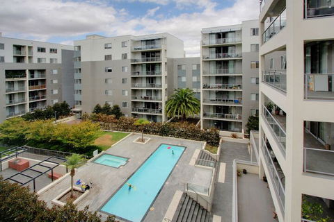 Accommodate Canberra - Glebe Park - Kalgoorlie Accommodation 2