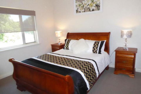 Mount View Motel - Kalgoorlie Accommodation 7
