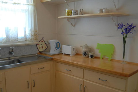 Carisbrook Cottage Queenscliff - Kalgoorlie Accommodation 4