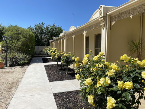 Acacia Terraces - Kalgoorlie Accommodation 1