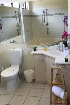 Harbour Lodge Motel Gladstone - Kalgoorlie Accommodation 6