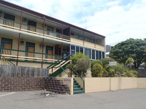 Harbour Lodge Motel Gladstone - Kalgoorlie Accommodation 0