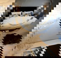 5 Rooms At The Stirling Hotel - Kalgoorlie Accommodation