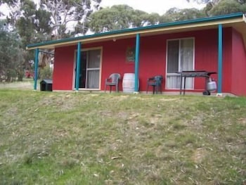 Clare Valley Cabins - Kalgoorlie Accommodation 0