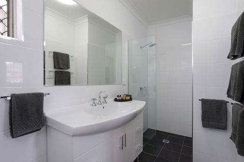 Cadman Motor Inn & Apartments - Kalgoorlie Accommodation 5