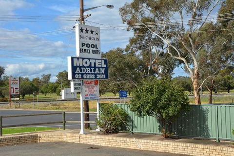 Adrian Motel - Kalgoorlie Accommodation 3