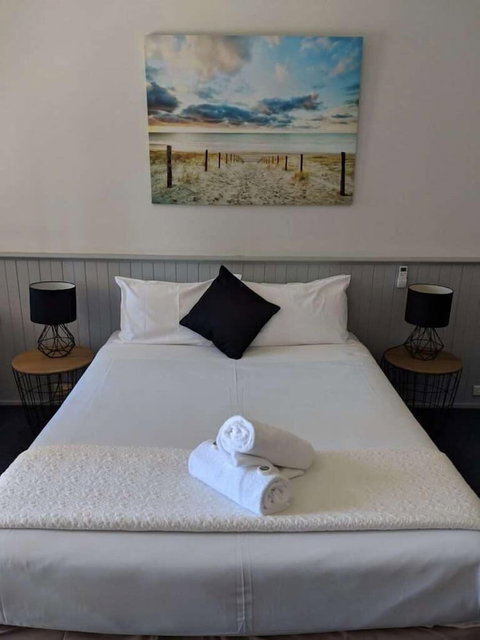 Squid Ink Motel - Kalgoorlie Accommodation 4