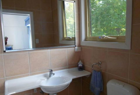 Hillview Oak B & B - Kalgoorlie Accommodation 3