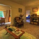 Hillview Oak B & B - Kalgoorlie Accommodation 0