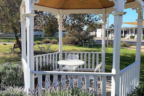 Gazebo Motor Inn - Kalgoorlie Accommodation 2