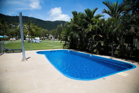 NRMA Airlie Beach Holiday Park - Kalgoorlie Accommodation 4