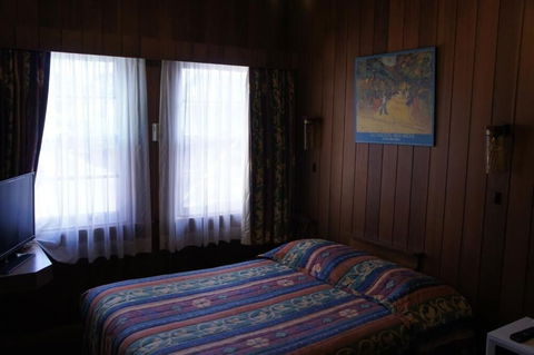 Monarch Motel Hotel - Kalgoorlie Accommodation 6