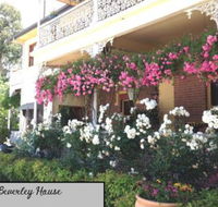Beverley House - Kalgoorlie Accommodation