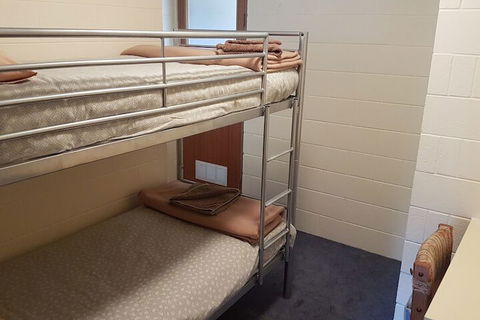 JE Resort - Kalgoorlie Accommodation 6