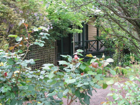Leafield Cottages - Kalgoorlie Accommodation 5