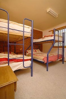 Apollo Bay Backpackers Lodge - Kalgoorlie Accommodation 4
