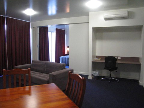 Country Roads Motor Inn Dysart - Kalgoorlie Accommodation 2