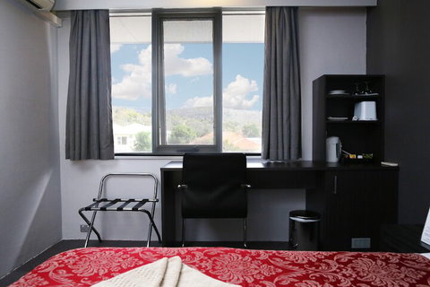 White Manor Motel - Kalgoorlie Accommodation 6