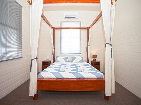 CBD Holiday Home - Kalgoorlie Accommodation 1
