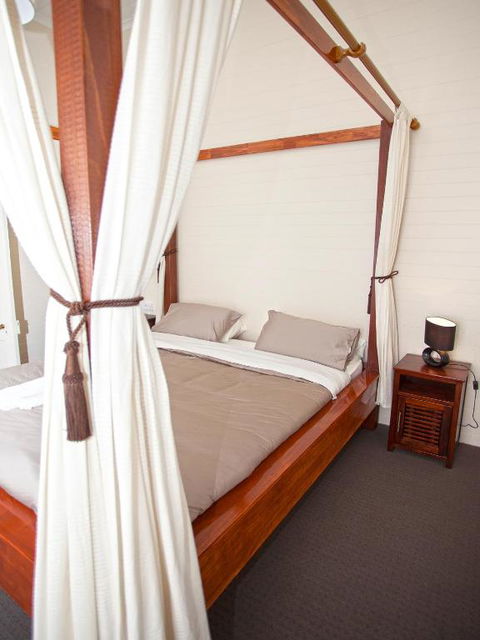 CBD Holiday Home - Kalgoorlie Accommodation 5