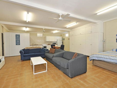 The Studio On The Lake At Fishing Point Lake Macquarie Honestly Put The Line In & Catch Fish - Kalgoorlie Accommodation 1