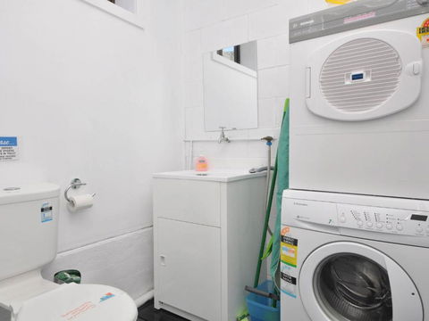 The Studio On The Lake At Fishing Point Lake Macquarie Honestly Put The Line In & Catch Fish - Kalgoorlie Accommodation 6