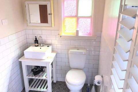 Huskisson Bed & Breakfast - Kalgoorlie Accommodation 1