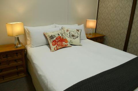 The Bank B & B West Wyalong - Kalgoorlie Accommodation 5