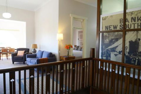 The Bank B & B West Wyalong - Kalgoorlie Accommodation 2