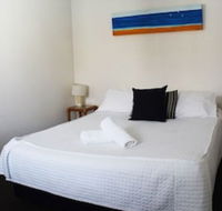 Ocean Side Hawks Nest - Kalgoorlie Accommodation