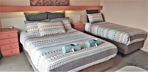 Mollymook Ocean View Motel Reward Long Stays - Over 18's Only - Kalgoorlie Accommodation 0