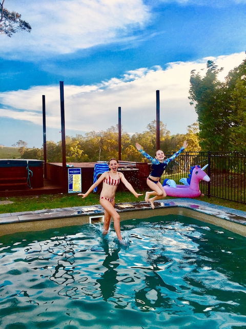 Dam It Getaway- Homestead - Kalgoorlie Accommodation 0