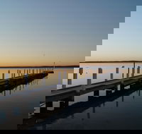 Waterfront Retreat at Wattle Point - Kalgoorlie Accommodation