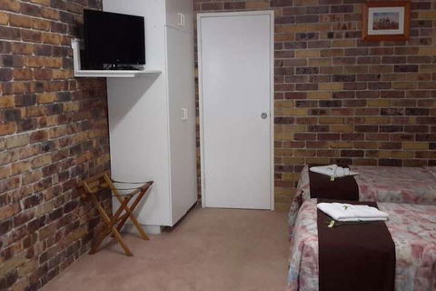 Nimbin Rocks Retreat - Kalgoorlie Accommodation 6