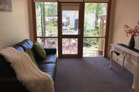 A Secret Garden - Kalgoorlie Accommodation 1