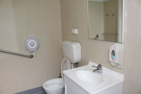 SJ Hostel - Kalgoorlie Accommodation 6