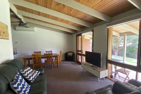 Kiewa Country Cottages - Kalgoorlie Accommodation 7