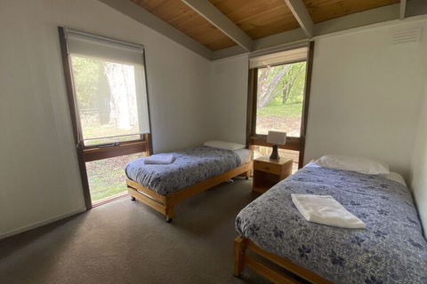 Kiewa Country Cottages - Kalgoorlie Accommodation 6