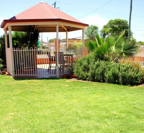 Roma Mid Town Motor Inn - Kalgoorlie Accommodation 0