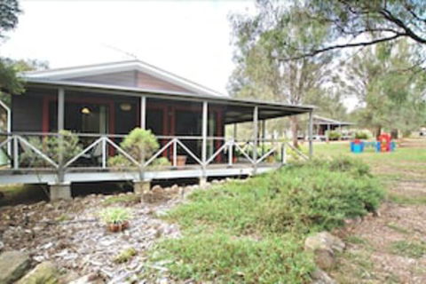 Serenity Grove - Kalgoorlie Accommodation 0