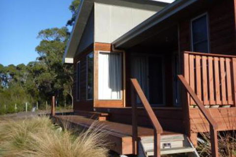 Yakkalla Holiday Cottage - Kalgoorlie Accommodation 0