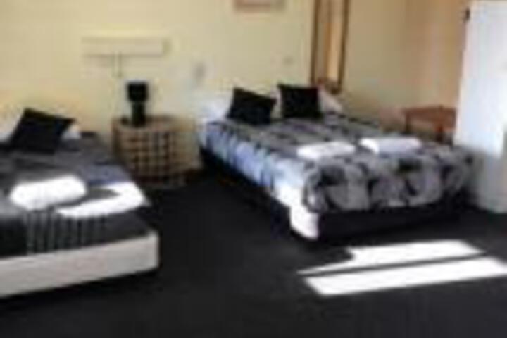 Fredericksfield QLD Kalgoorlie Accommodation