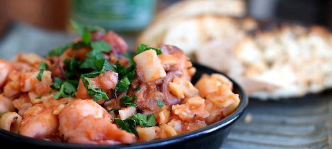 Alpha Ouzeri - Kalgoorlie Accommodation 2