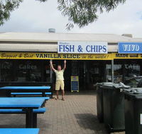 Flinders Fish and chips - Kalgoorlie Accommodation