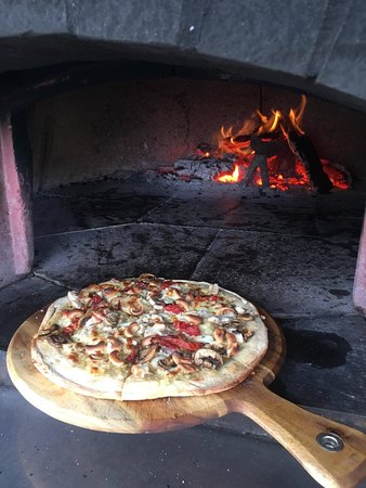 Bambino Woodfired Pizza - Kalgoorlie Accommodation 0